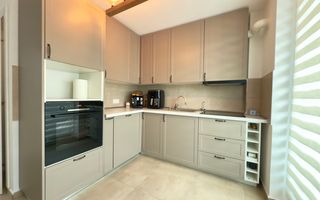 Apartament modern 3 camere, etaj intermediar + parcare - zona Coresi - Poză 3
