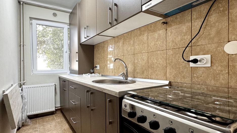 Apartament 2 camere, primitor, cu boxa, zona Central - Take Ionescu - Poză 6