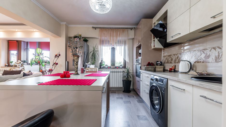 Apartament 2 camere – Zona Intim | Etaj 3 cu lift | 78.500 € - Poză 2