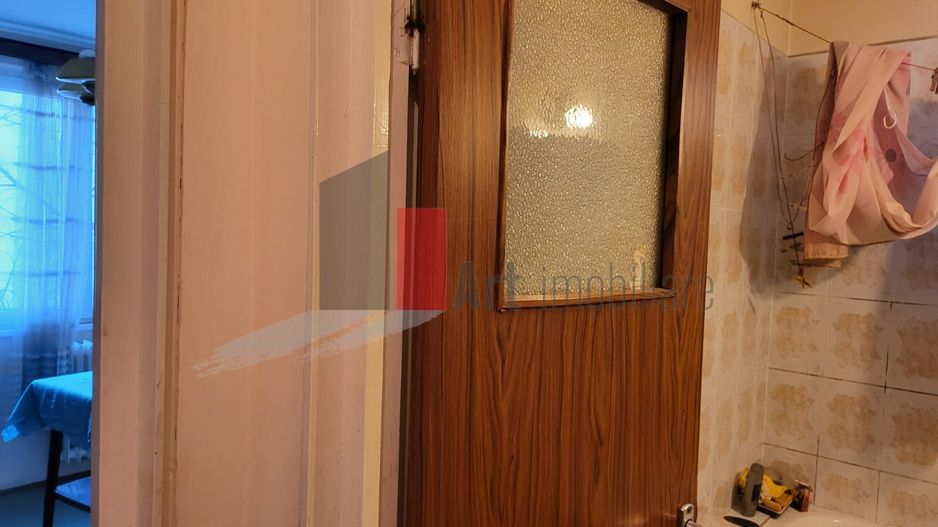 Apartament 3 camere Titan liceul Dante - Poză 8