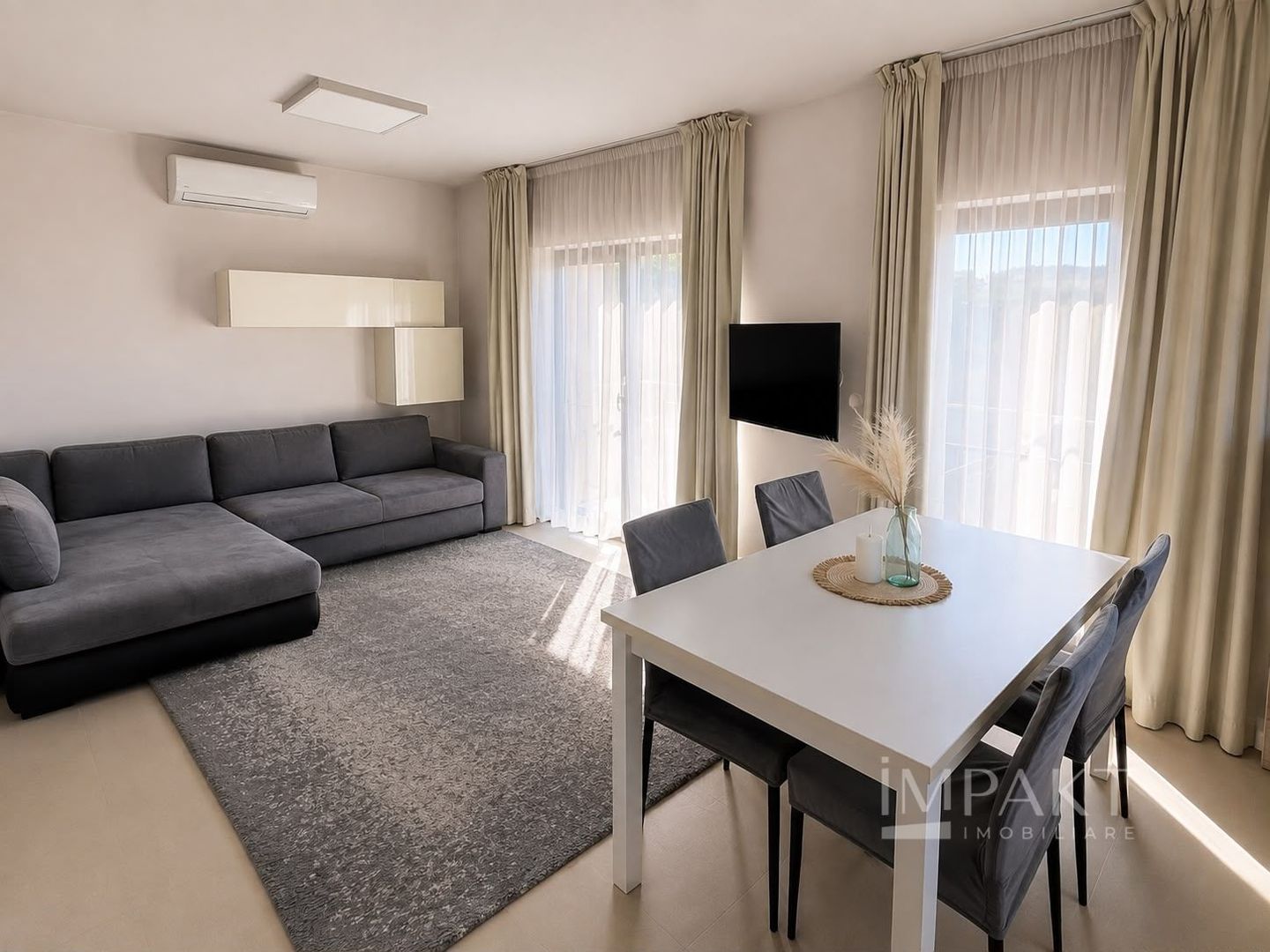 Apartament superb cu 3 camere de vanzare, cartier Borhanci! - Poză 1