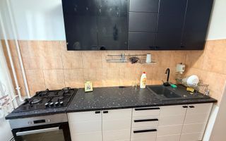 3 camere| Torontalului| zona superba| centrala proprie| la 3 min de Iulius Mall| - Poză 12