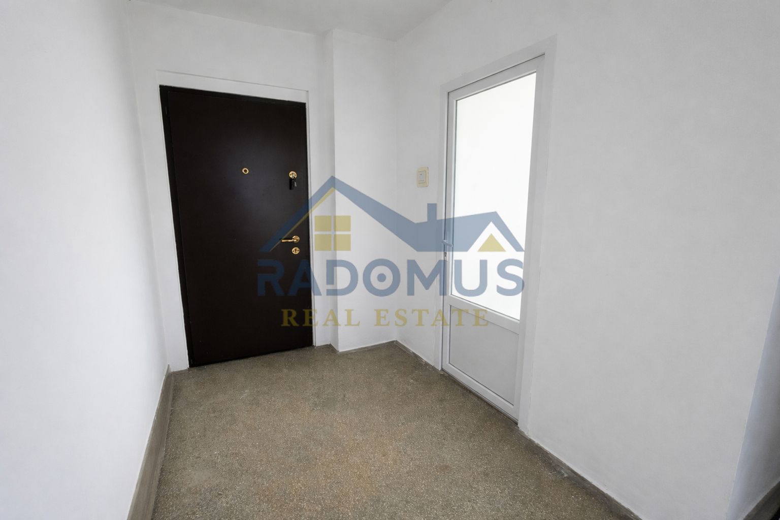 Apartament 3 camere – Ploiești Vest, Complex Dinu | Decomandat - Poză 9