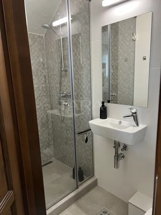 Apartament spectaculos dispus pe 2 nivele-Baciu - Poză 7