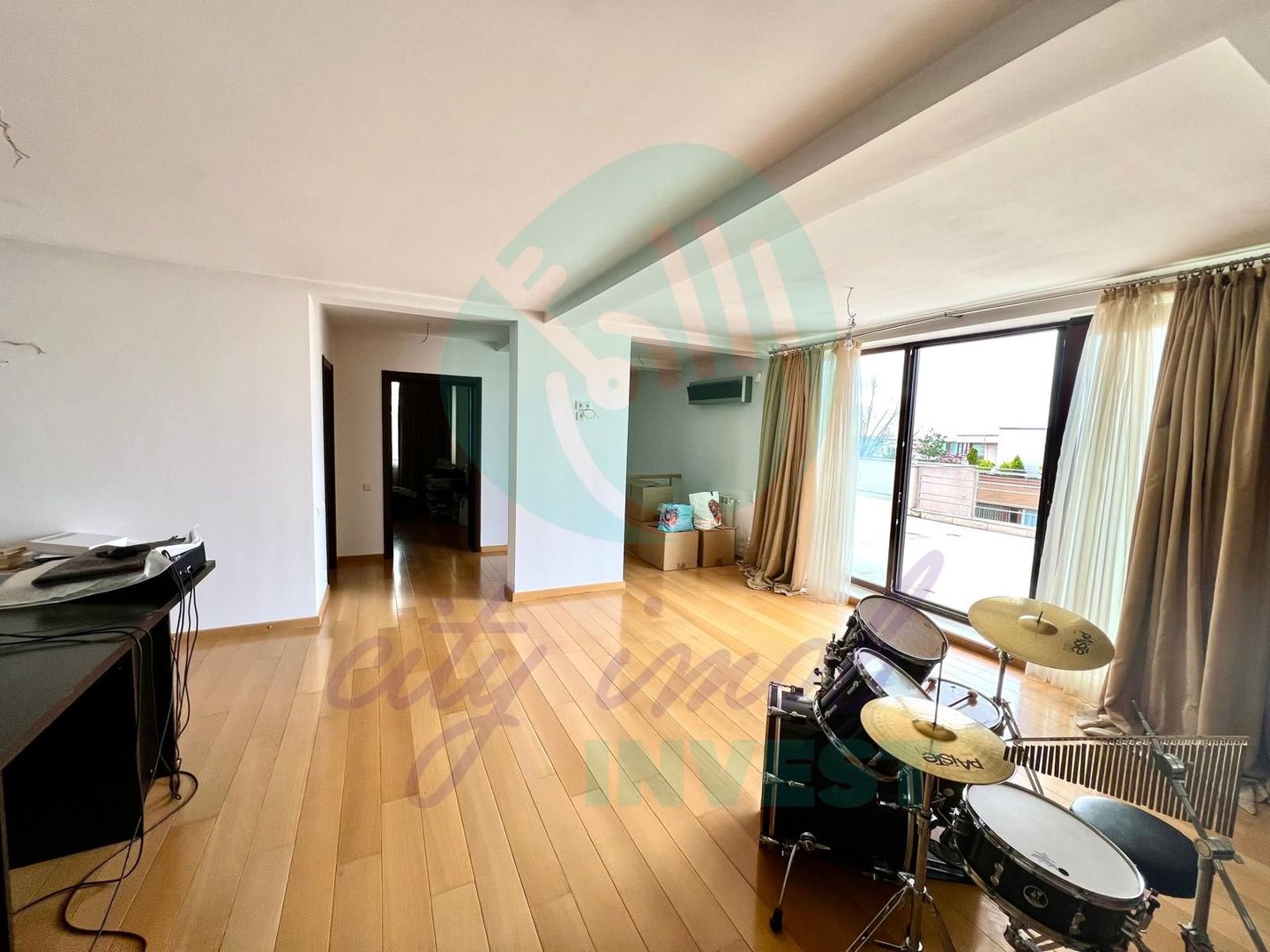 Vila individuala 12 camere Iancu Nicolae- Jolie Ville - Poză 13