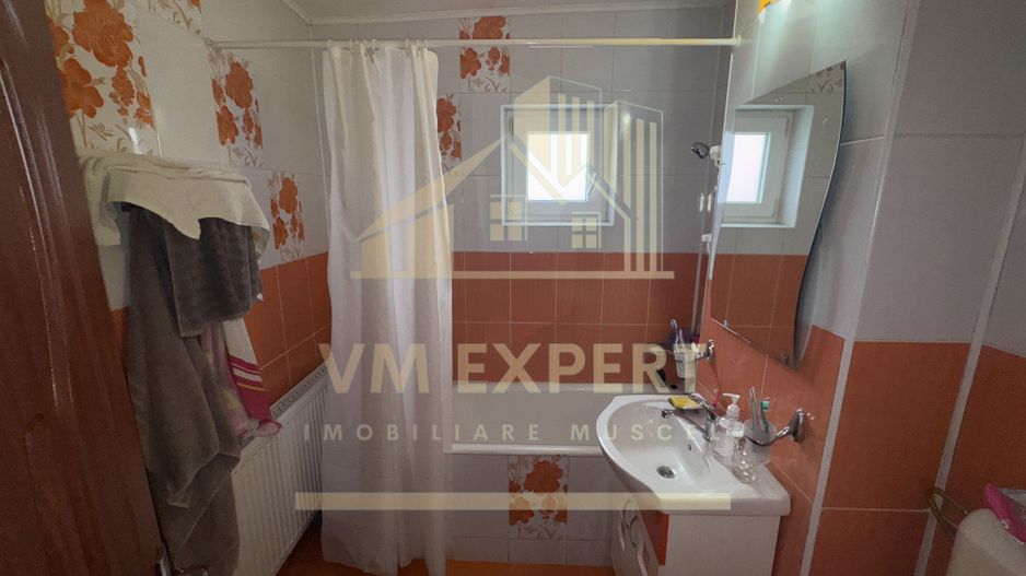 APARTAMENT 3 CAMERE ETAJ 4 VISOI - Poză 12