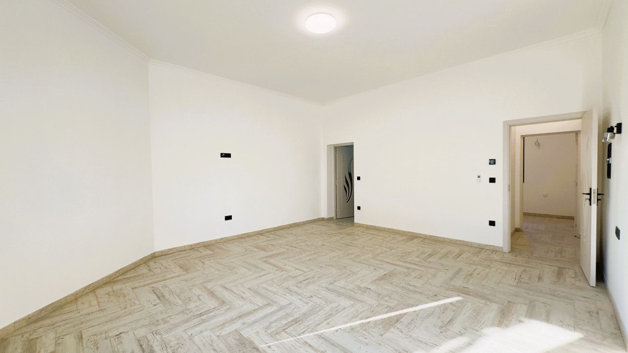 SUPER OFERTĂ! Casă 3 camere 154 mp, Teren 630 mp - Str. T. Vladimirescu - Carei - Poză 10