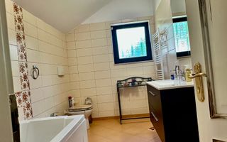 Vila care redefinește echilibrul între rafinament, spațiu și liniște - Poză 65