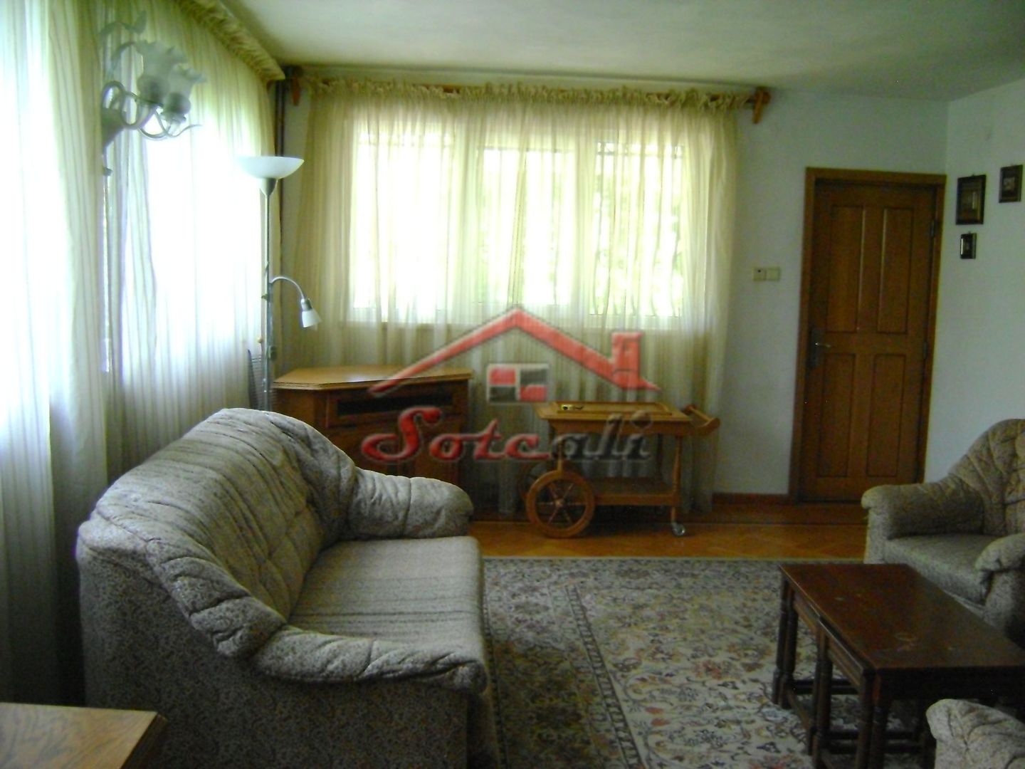 Casă / Vilă cu 7 camere de vânzare în Cornu - Poză 16