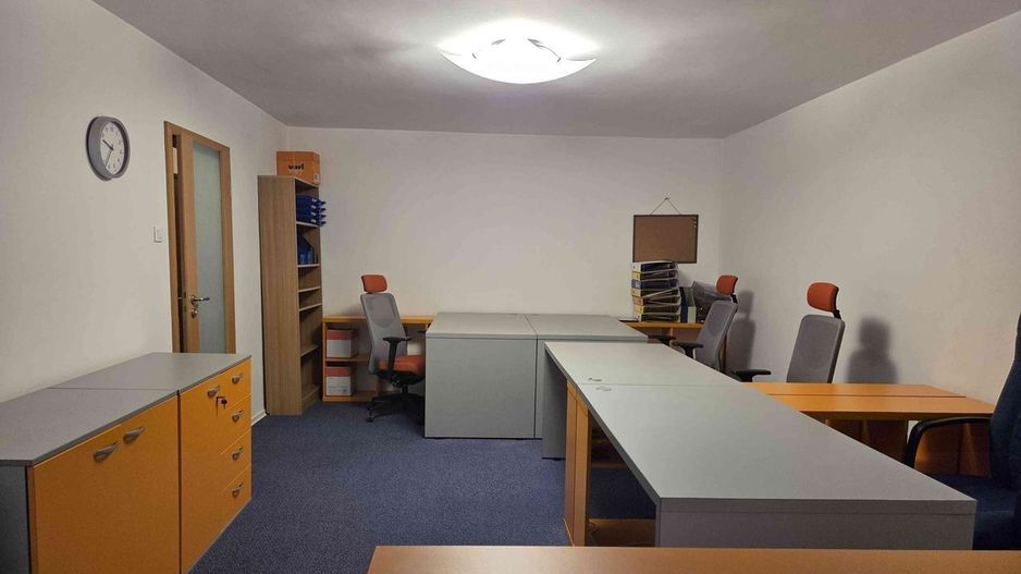 Închiriez garsonieră, Decebal, destinat pentru birouri/cabinet avocat - Poză 3