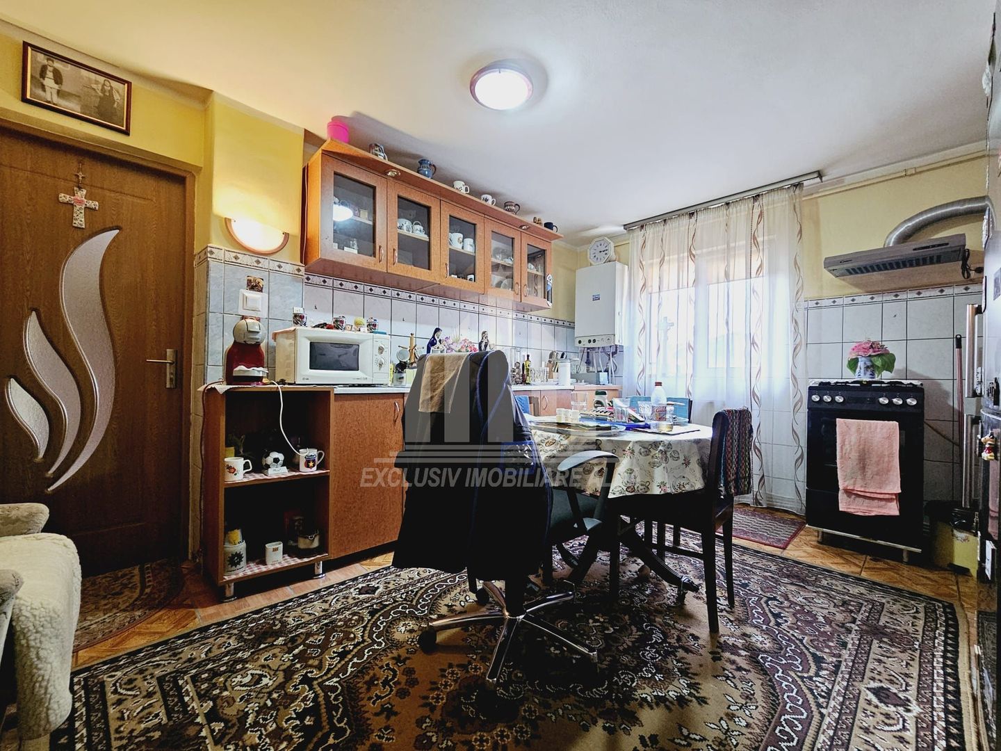 Apartament cu 3 camere Cetate, etajul 1 - Poză 2