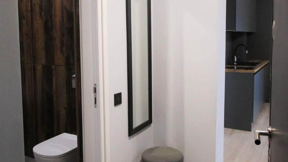 Apartament la Cheie cu parcare zona Balastierei Floresti - Poză 14