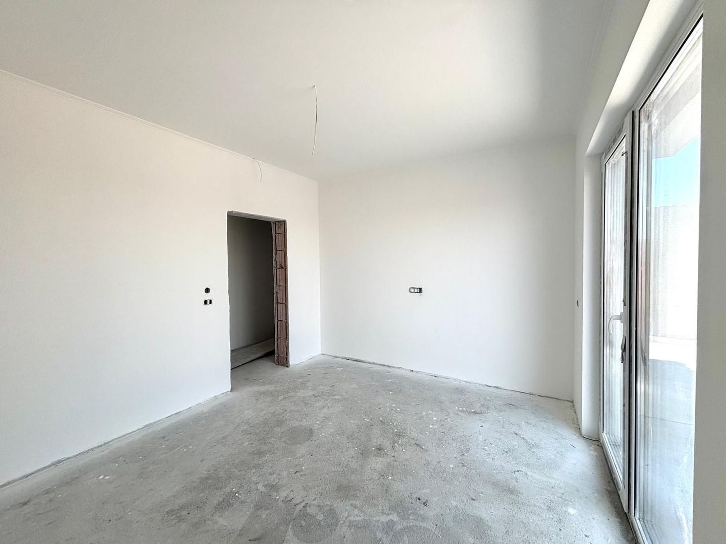 Duplex 4 camere - pompa de caldura, panouri fotovoltaice - Sacalaz - Poză 9