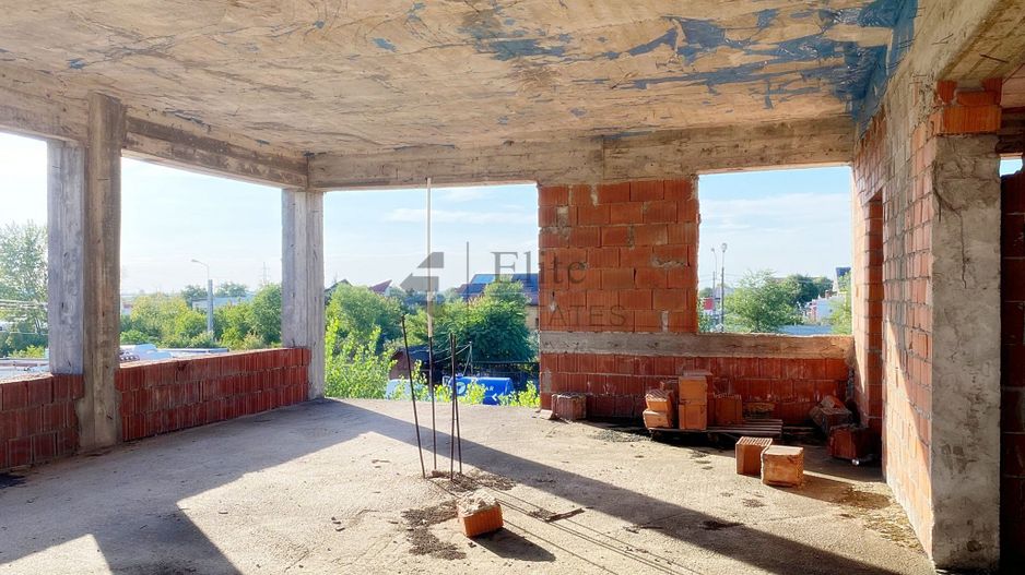 6 apartamente la rosu de vanzare in Episcopia Bihor - Poză 5