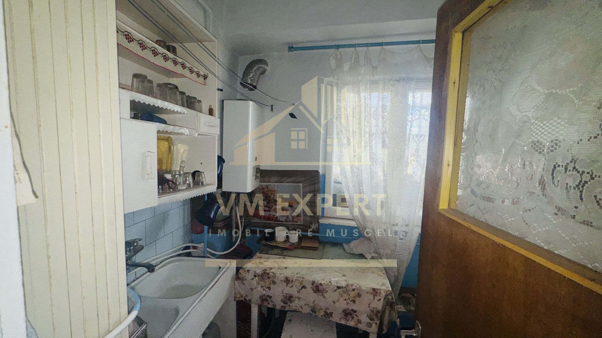 GARSONIERĂ DECOMANDATĂ CONFORT 1 ETAJ 1 CAMPULUNG VIȘOI - Poză 6