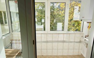 Apartament 2 camere, Aviatiei, centrala  proprie, etaj 1, metrou 5 min - Poză 9