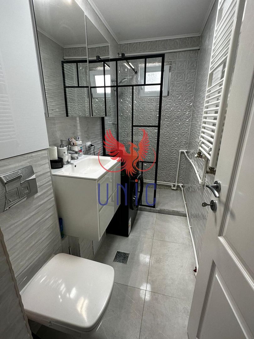 Apartament lux 3 camere Craiovita Noua - Poză 9