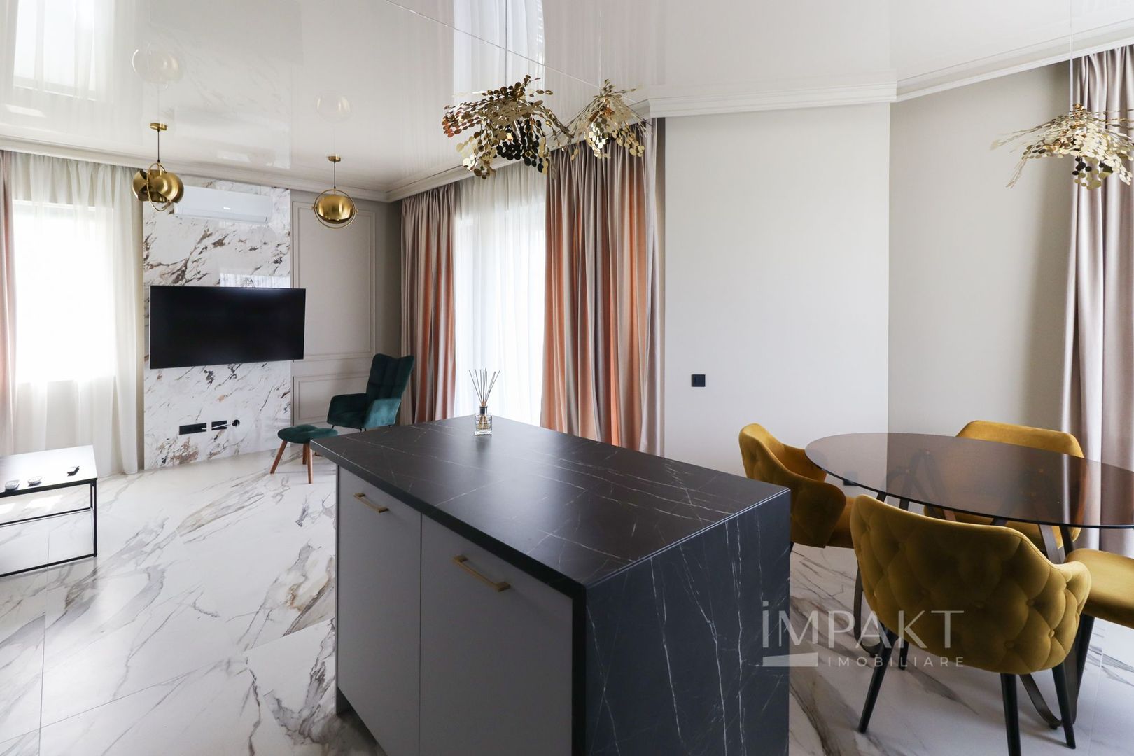 Oportunitate investitie! Vanzare casa cu 3 apartamente in Europa! - Poză 11