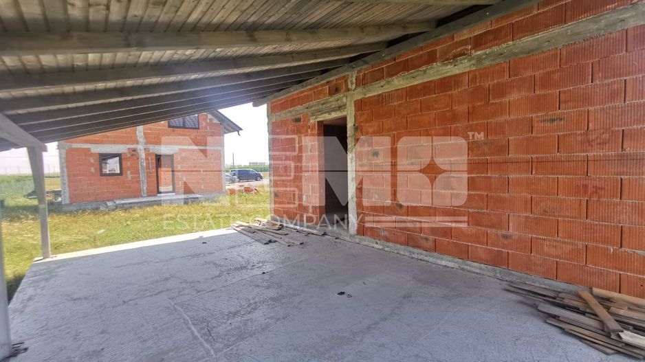 Casă la roșu | 144 mp utili + 7 ari teren | Frătăuții Vechi, Suceava - Poză 3