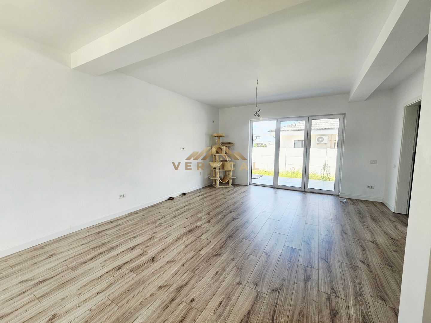 Vila 4 camere in zona de intrare a comunei Berceni - Poză 15