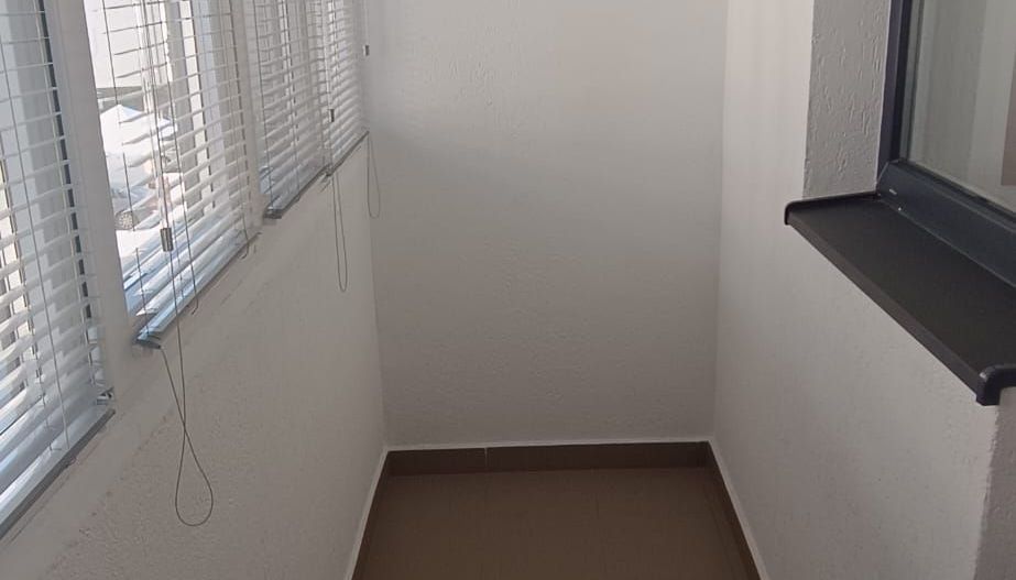 Apart. decomandat ( bucatarie separata+balcon ) + Parcare ! - Poză 4