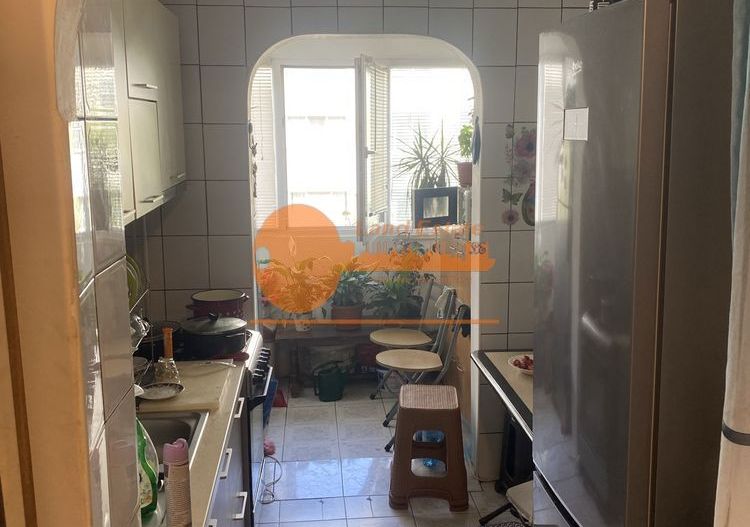 Apartament 3 camere decomandat Chisinau - Poză 6