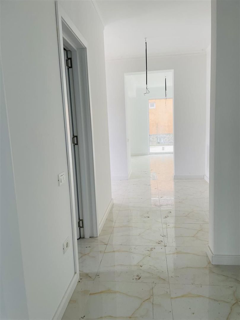 Casa P finisata zona Oncea - Poză 5