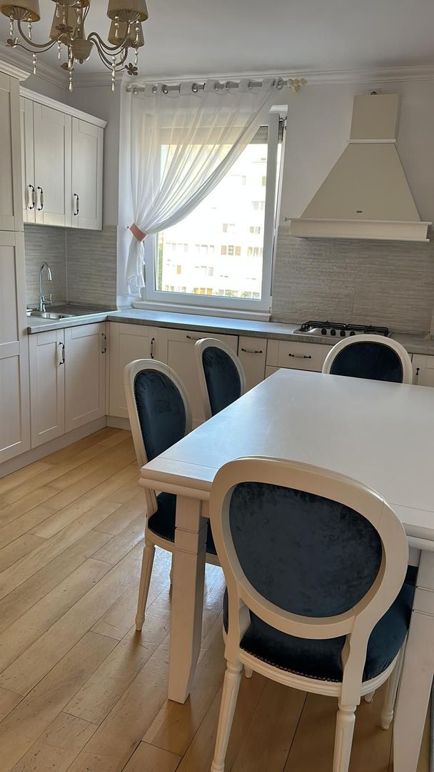 Apartament spațios cu 3 camere de închiriat – Bulevardul Dacia, Oradea - Poză 6