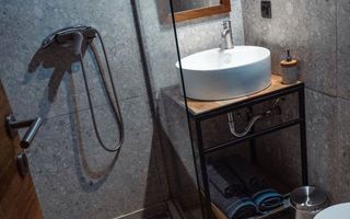 Apartament 3 camere de vânzare | Sibiu | 85 mp | regim hotelier - Poză 2