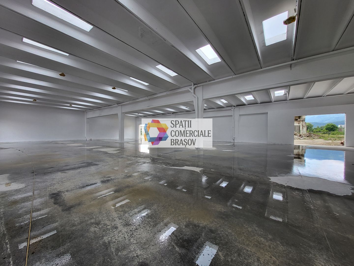 Spatiu comercial in centru comercial - 1800 mp disponibil 2024 - Poză 4