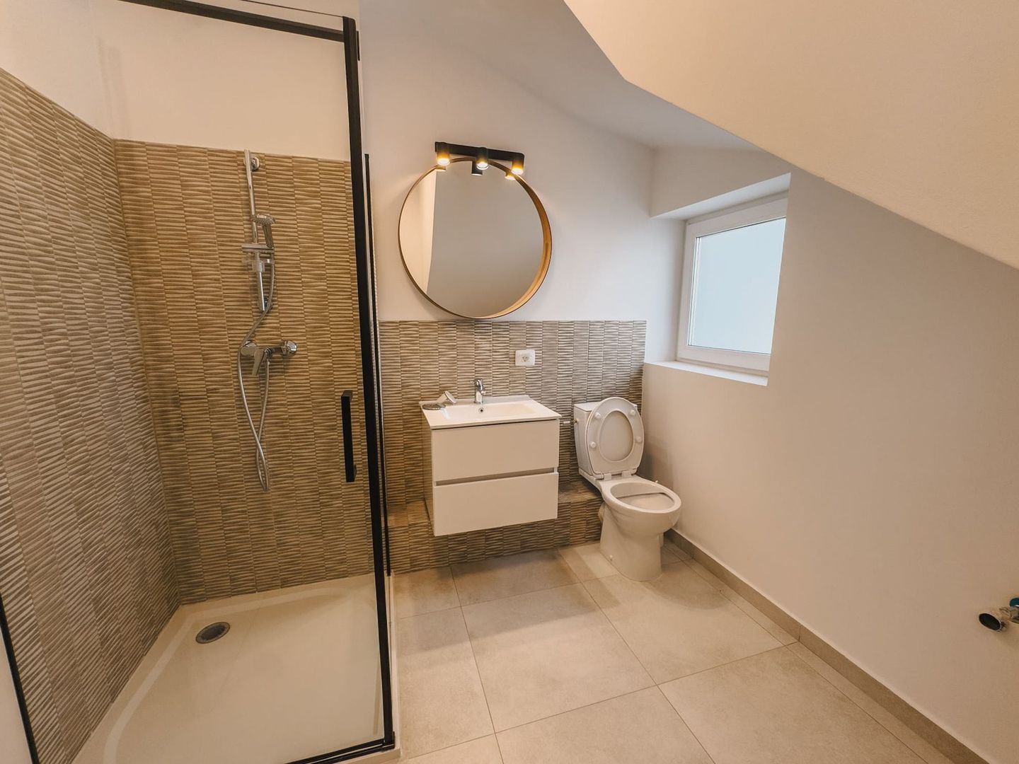 Prima Închiriere I Vilă 3 camere | Pipera Plaza | Curte privată - Poză 6