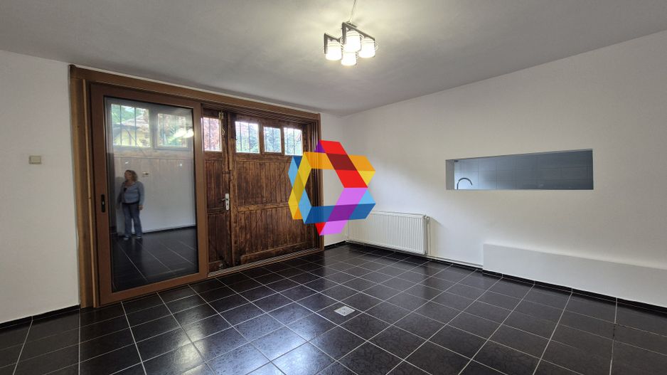 Casa 270mp zona centrala - Poză 2