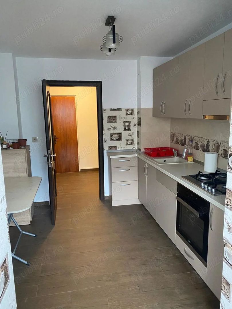 Ap 3 camere, Dristor, Bd Rm Sarat, et 6 8, loc de parcare - Poză 3