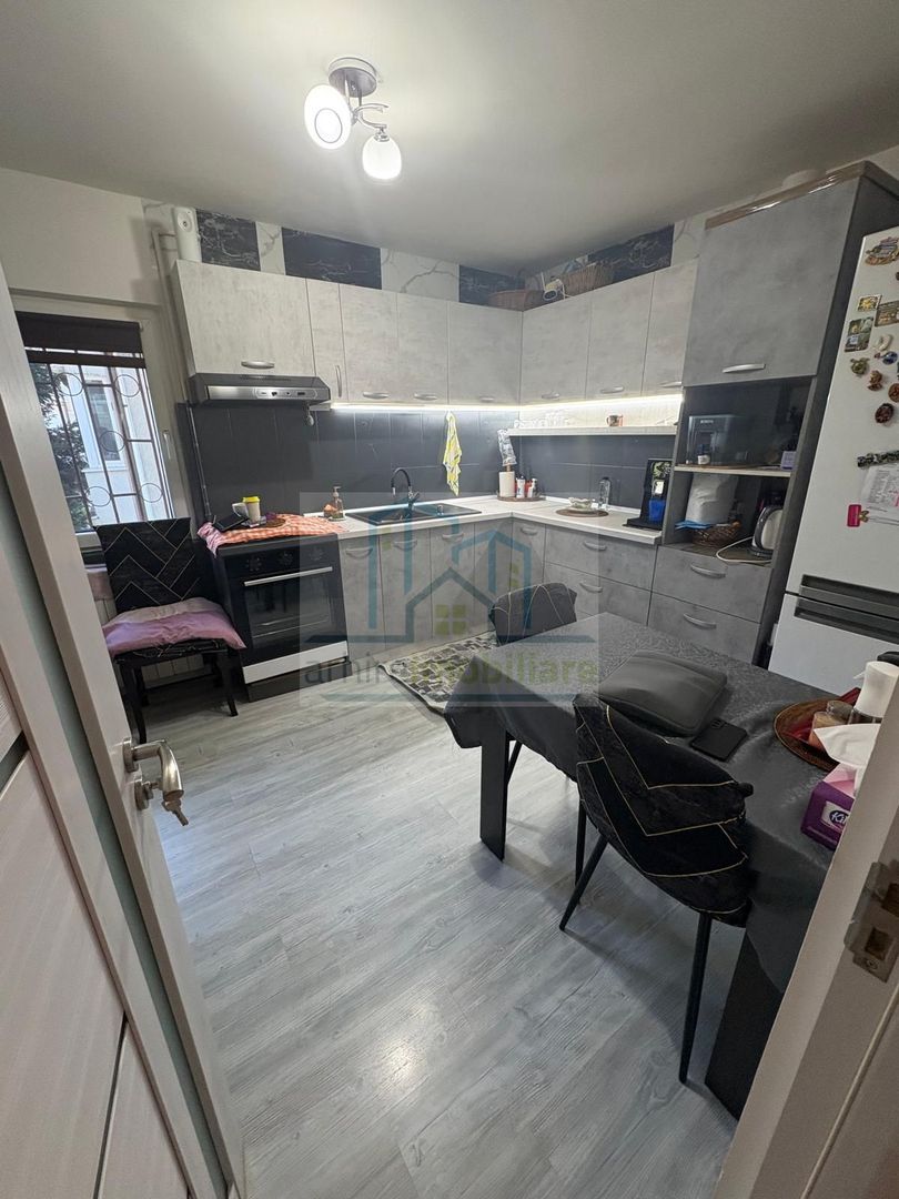 Apartament 3 camere decomandat,  – Pantelimon, Ilfov | Parcare + boxă - Poză 8