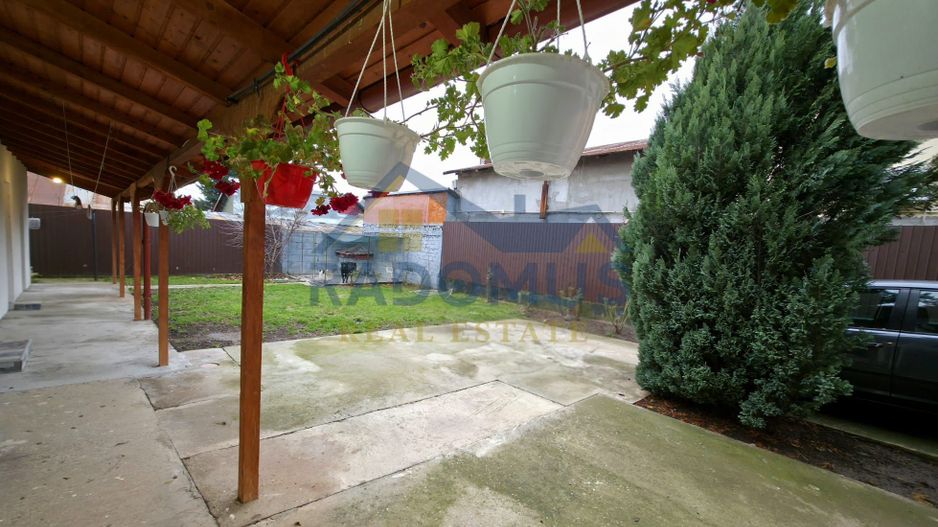 Casă Ploiești – Strada Arborilor nr. 59 -400 mp Teren -4 Camere - Poză 1