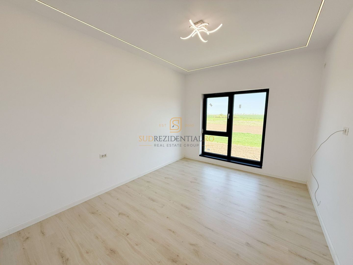 Vila individuala de vanzare, curte spatioasa, 4 camere, Berceni, Ilfov - Poză 12