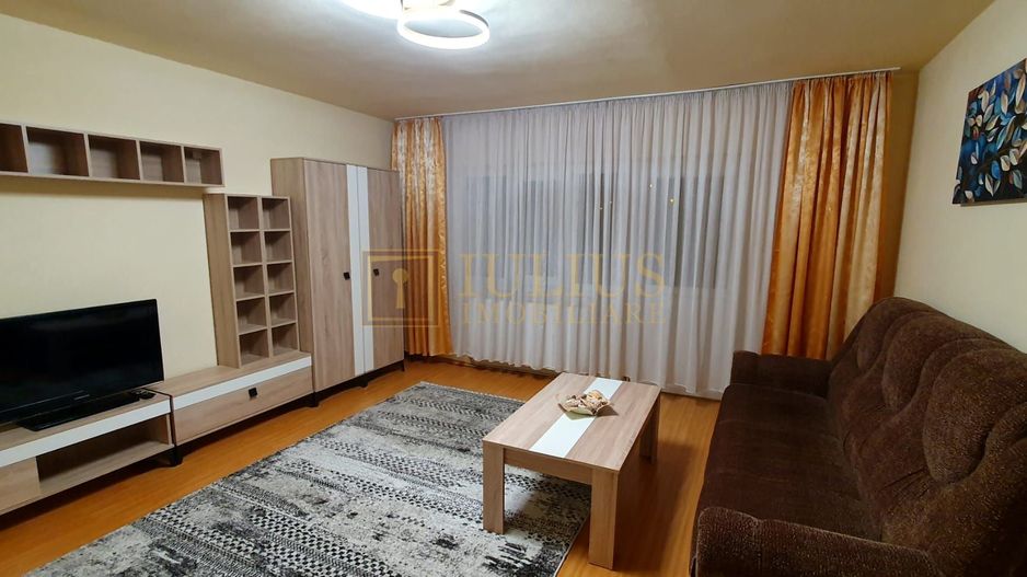 2 camere, decomandat, centrala proprie; Shoping City. - Poză 2