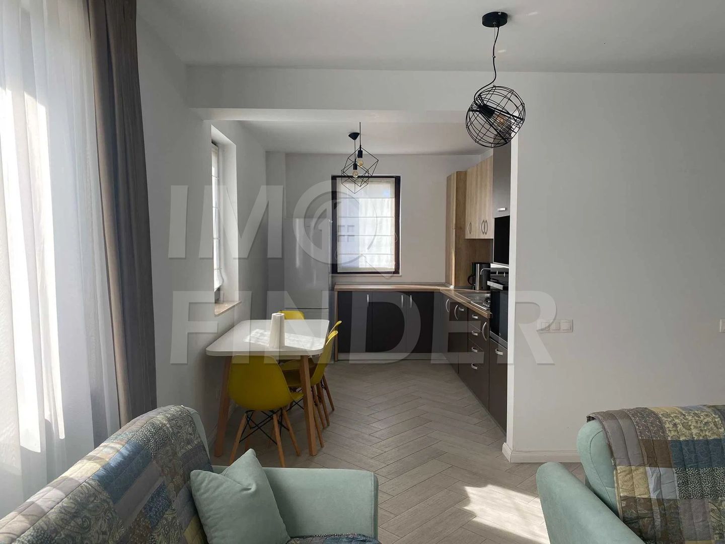 Apartament 3 camere | 80 mp | imobil mic | garaj inclus | zona linistita - Poză 9