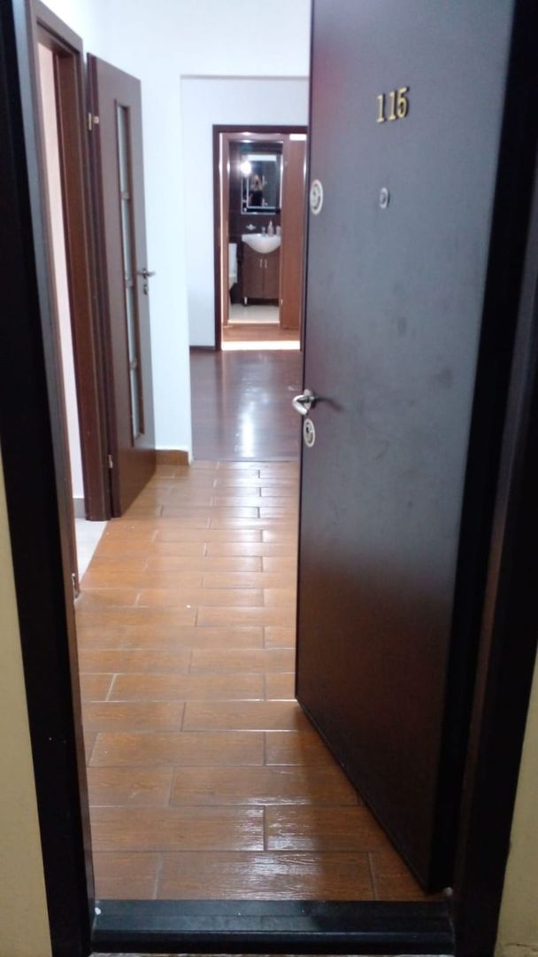 Apartament 3 camere Valea Oltului - Poză 1