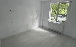 Vanzare Apartament 2 Camere Calea  Vitan intersectia Mihai Bravu - Poză 14