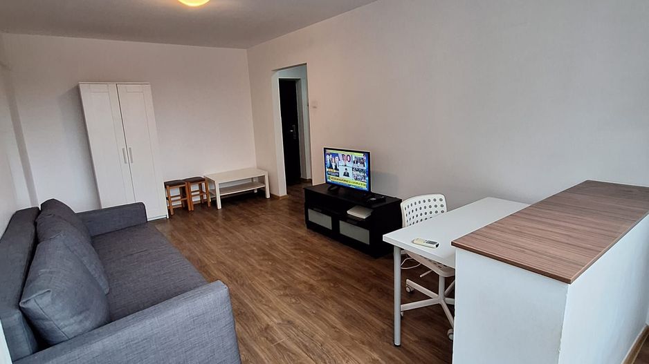 Inchiriere apartament 3 camere Piata Amzei, Piata Romana, Magheru, ASE - Poză 1