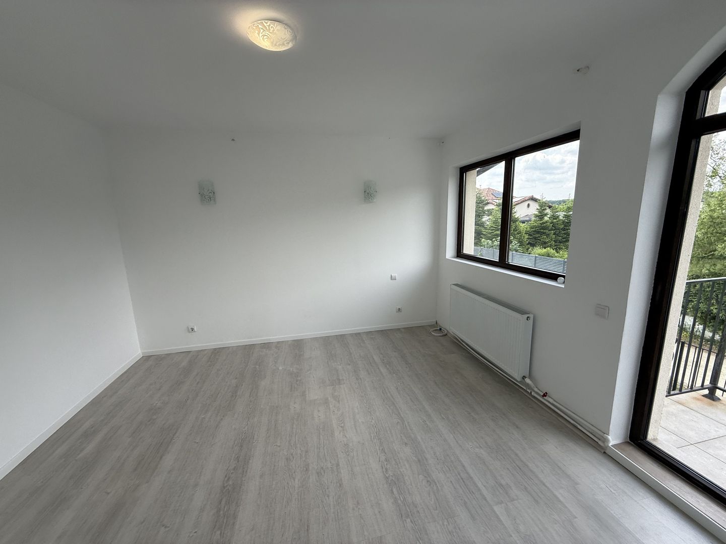 Vila 4 camere cu arhitectura deosebita langa pădure in Corbeanca ! - Poză 12