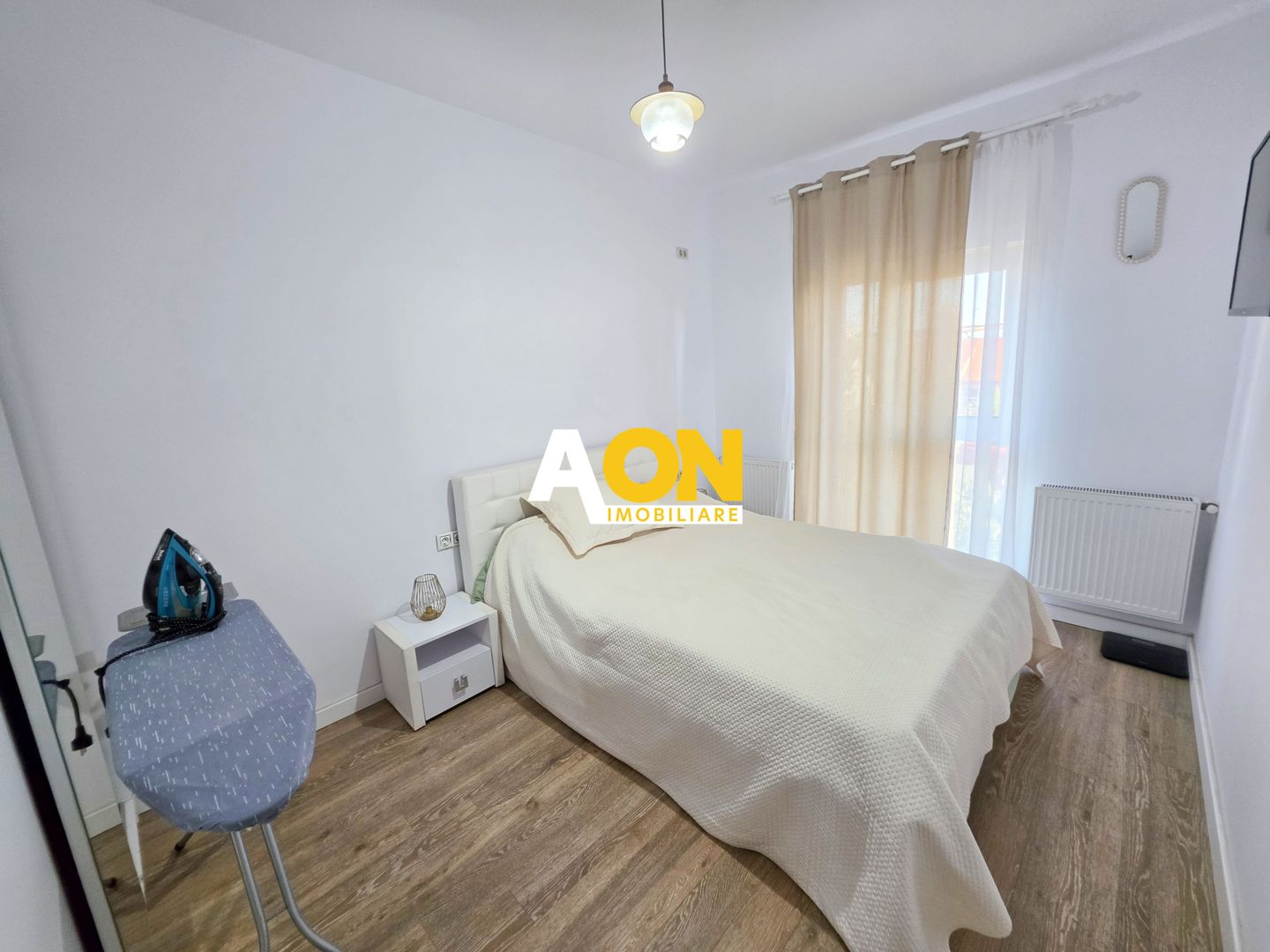 Apartament 2 camere mobilat cu boxa si  parcare bloc nou Cetate - Poză 6