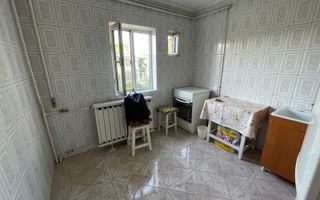 Garsonieră de vânzare Otopeni lângă DN1, Primărie, Centru - Poză 4