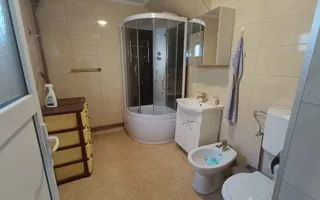 Casă de vânzare în satul Roșia cu vedere panoramică spre Munții Făgăras - Poză 23