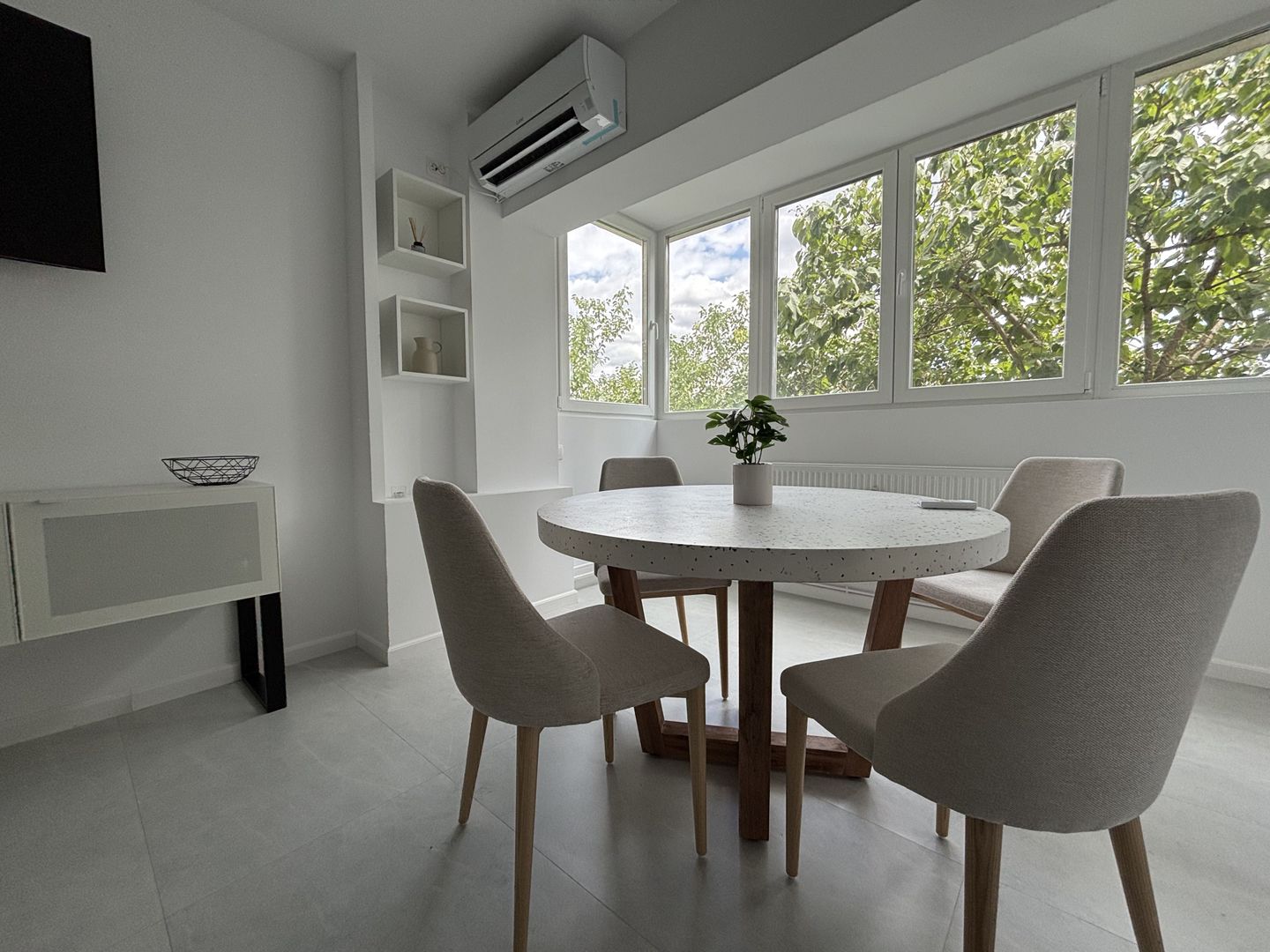 APARTAMENT 3 CAMERE | DOROBANTI | RENOVAT - Poză 3