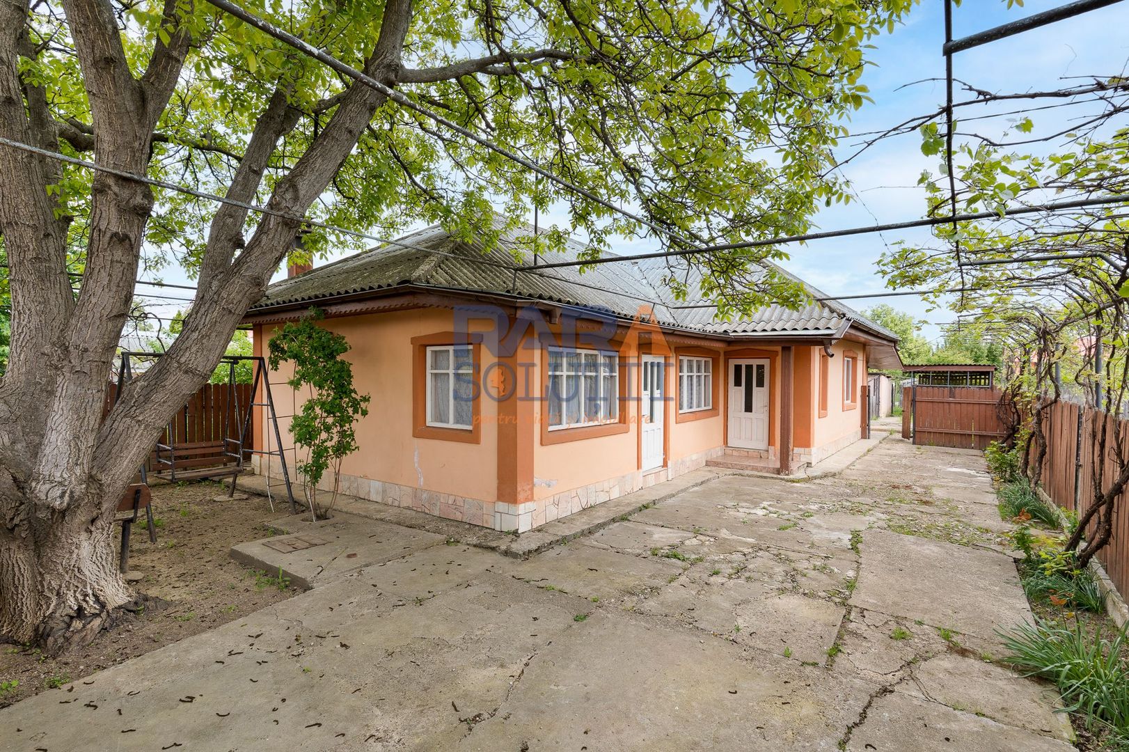 Gospodărie completă la preț de apartament mic. - Poză 3