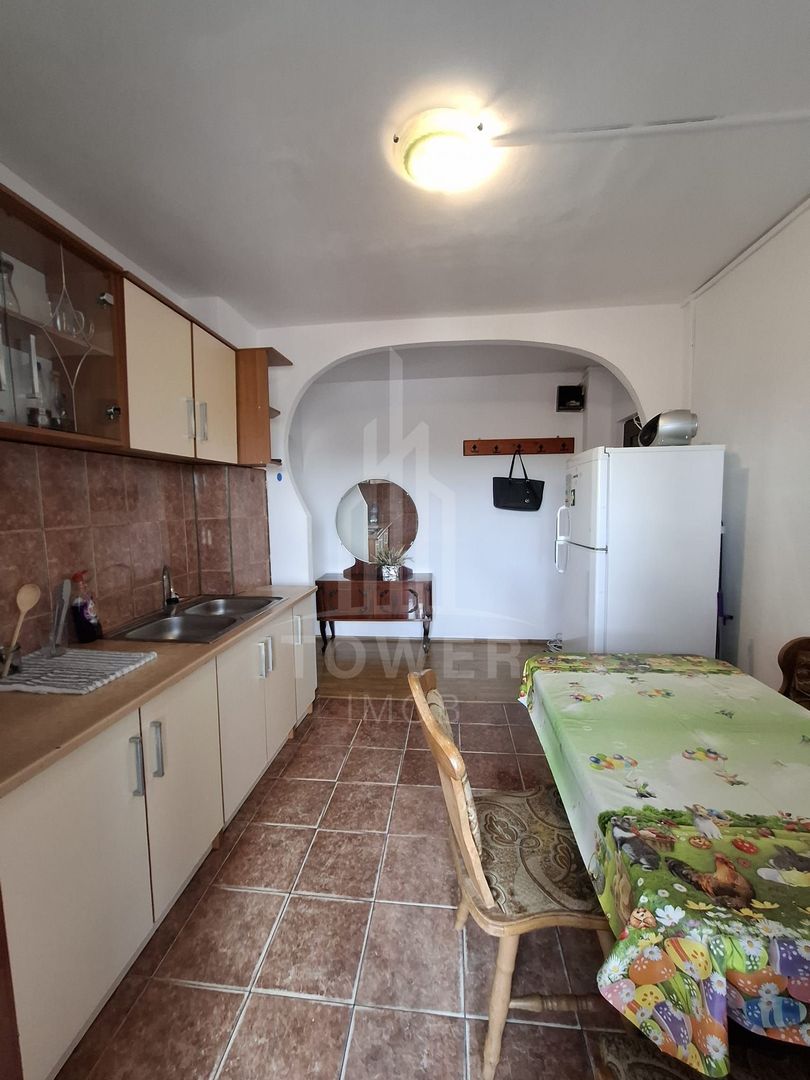 apartament 2 camere, decomandat, cartier Terezian - Poză 2