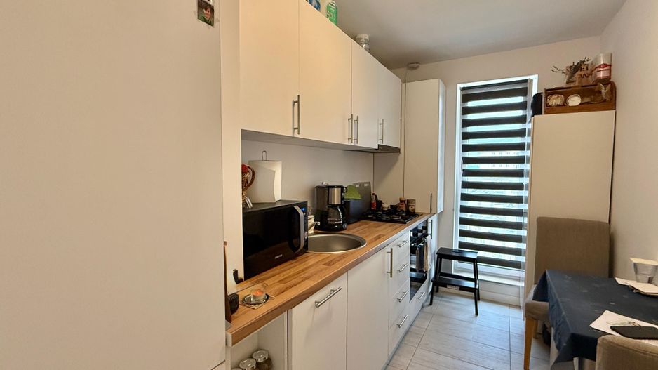 COSMOPOLIS - Apartament cu 2 camere si parcare, mobilat si utilat. - Poză 6