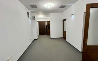 Spatiu de birouri Piata 700 - Poză 3